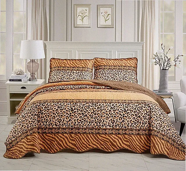 3-Piece Fine Animal Print Oversize 115" X 95" Quilt Set Bedspread Coverlet King
