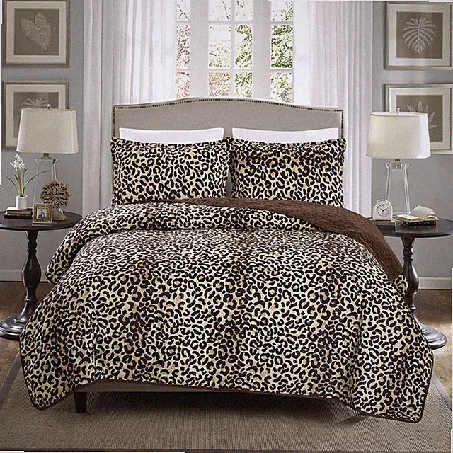 GrandLinen 3-Piece King Size Quilt Set Fine Animal Print Oversized (118" X 95...