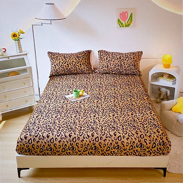 Leopard Fitted Sheet Queen Size,Velvet Fitted Sheet Mattress Protector Cover wit